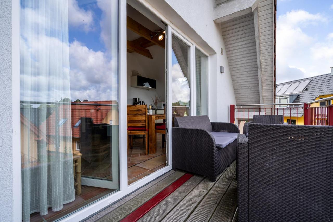 Ferienwohnung Uferpromenade Whg 1 oben Röbel Exterior foto